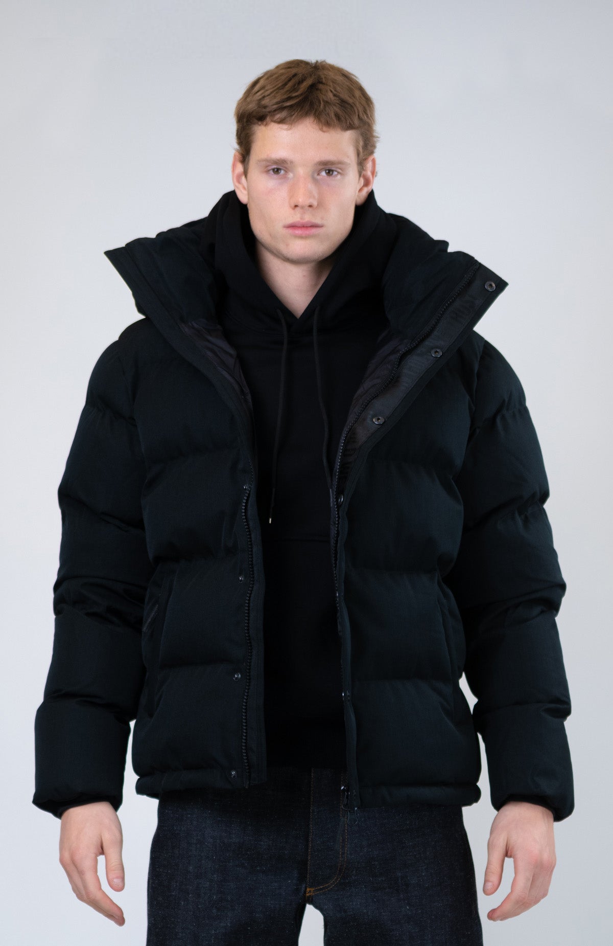 The Storm 2.0 Jet Black